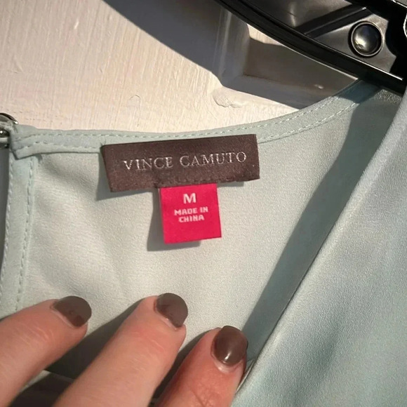 Vince Camuto Blue Sheer Top Size Medium - Picture 4 of 4